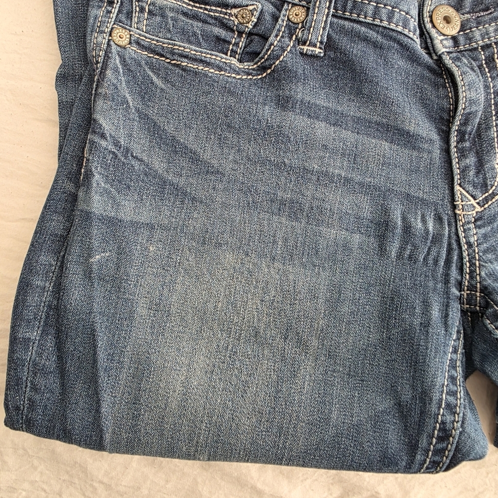 Express Mid Rise Bootcut Jeans 10L - Picture 6 of 11
